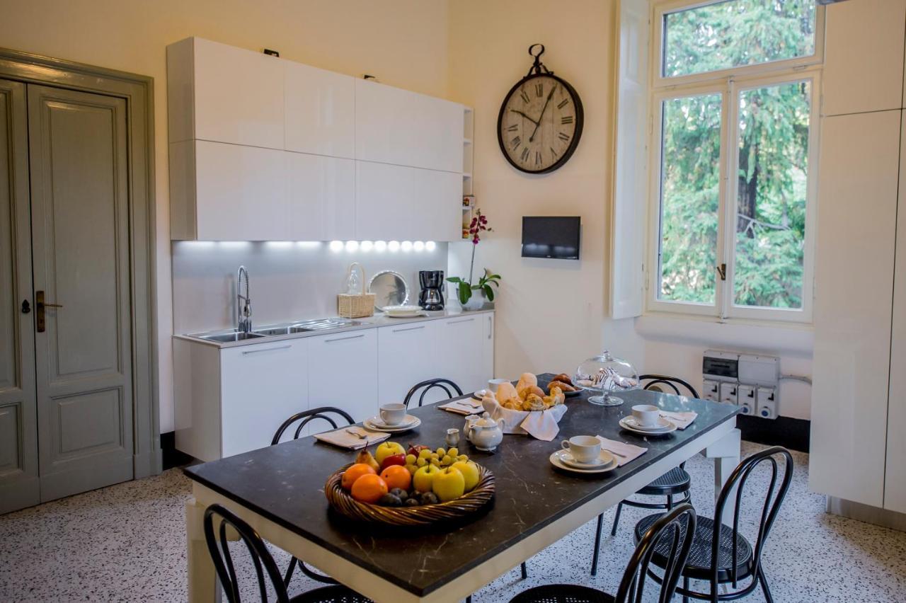 Villa Confalonieri Mandello del Lario Szoba fotó